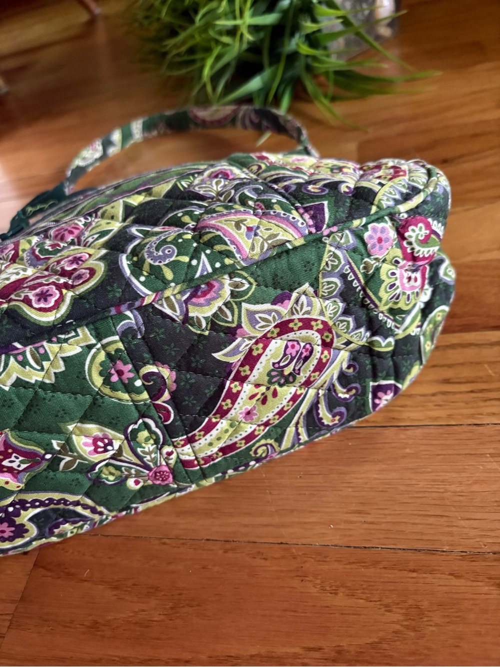 Vera Bradley Chelsea Green Quilted Paisley Shoulder Bag - Picture 5 of 6